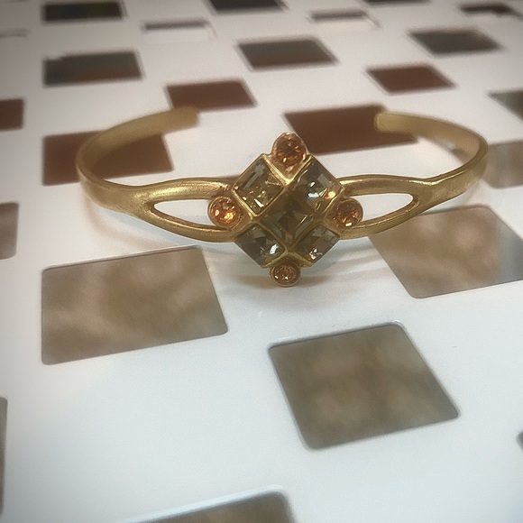 NWOT Golden Cuff Bangle Bracelet with Gemstone Embellishment - Picture 2 of 7